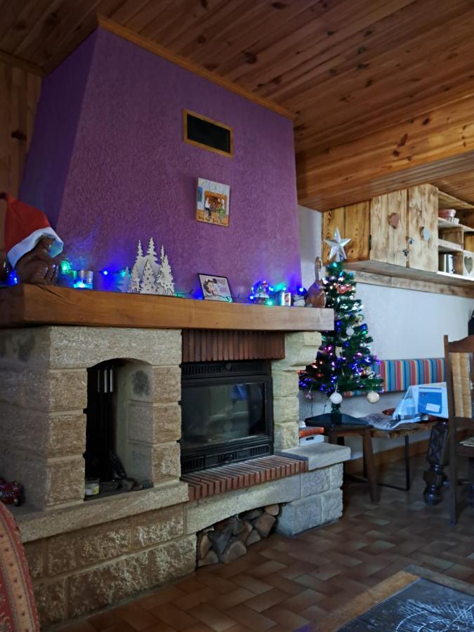 Maison Proche De La Nature Querigut Dış mekan fotoğraf